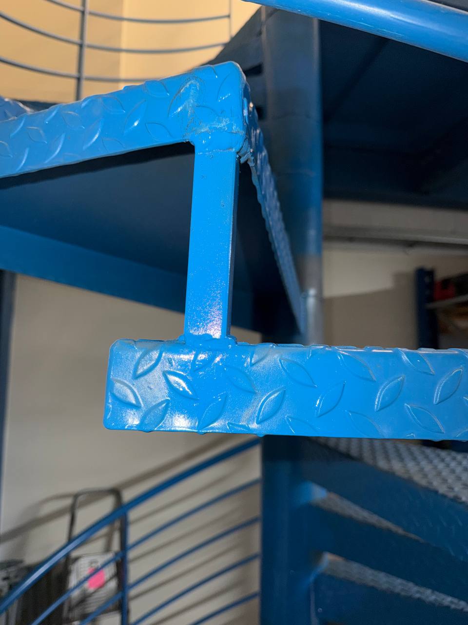 Jonction marche-colonne – meulage finition